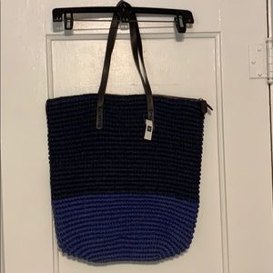 NWT Gap woven tote